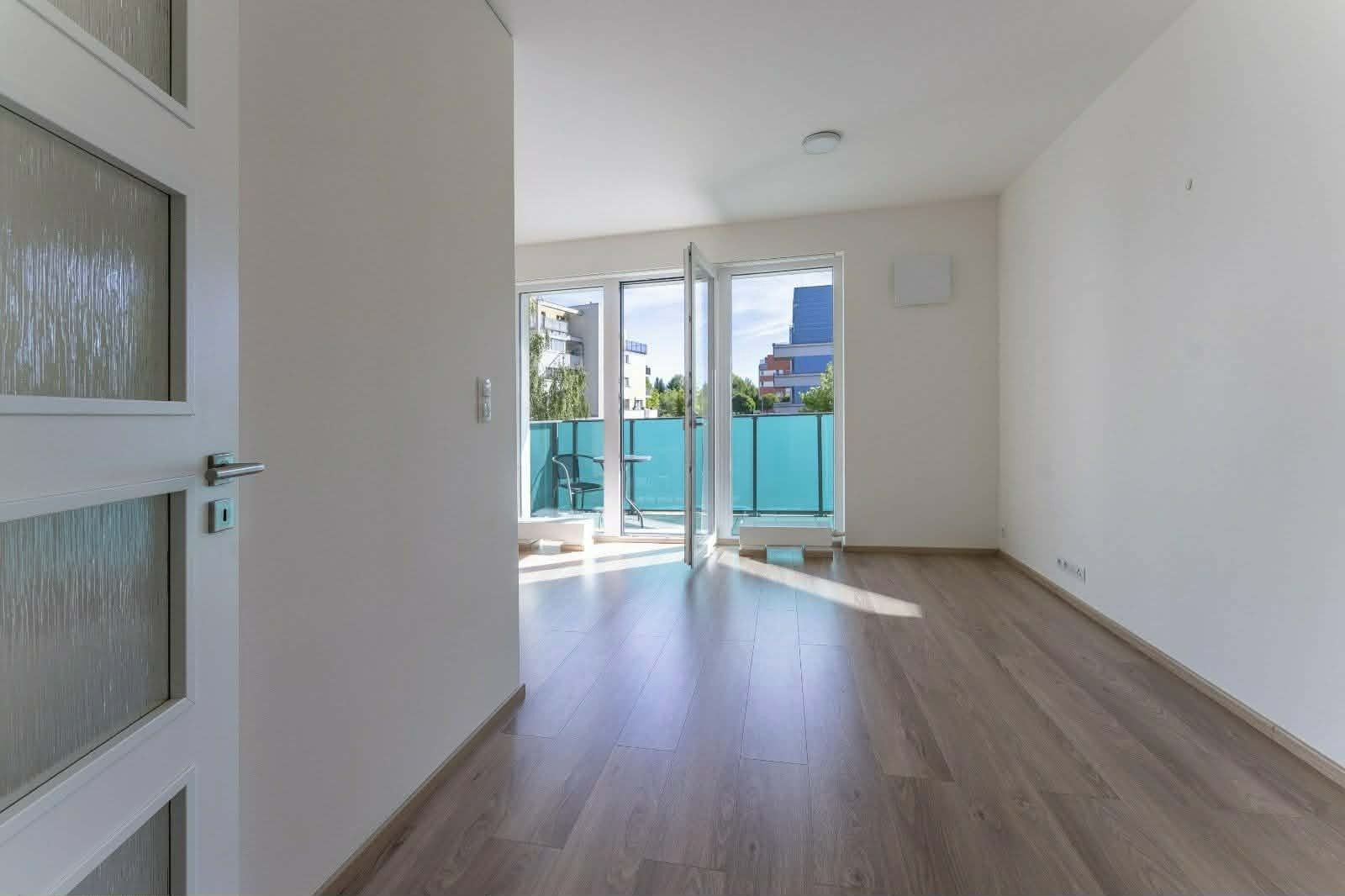 1kk - Chlebovická, Praha - Letňany